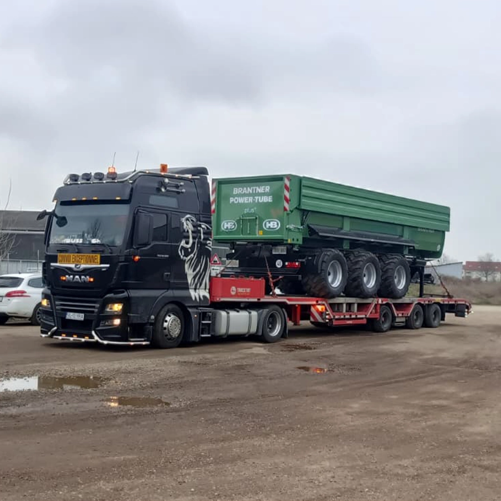 transport agabaritic internațional utilaje agricole - soluții optime de transport agabaritic